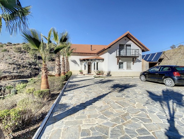 Villa for sale in Mijas, Marbella