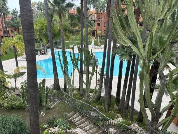 Apartment for sale in Puerto Banús, Marbella