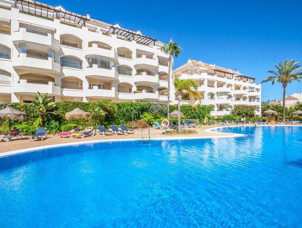 Apartment for sale in Elviria, Marbella