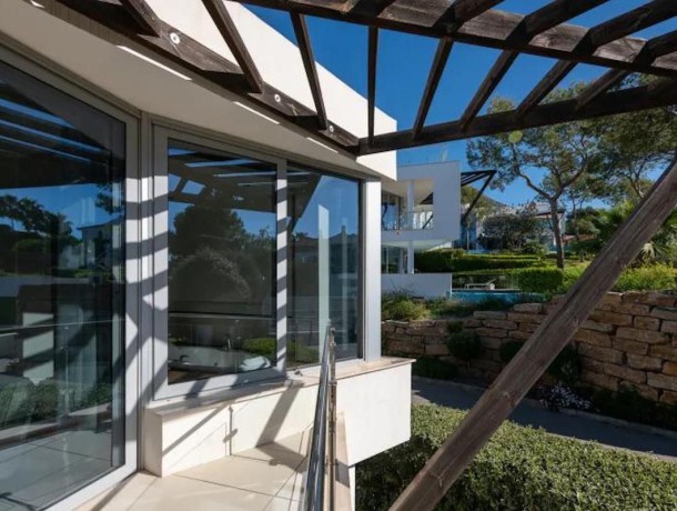 Townhouse for sale in Sierra Blanca, Marbella