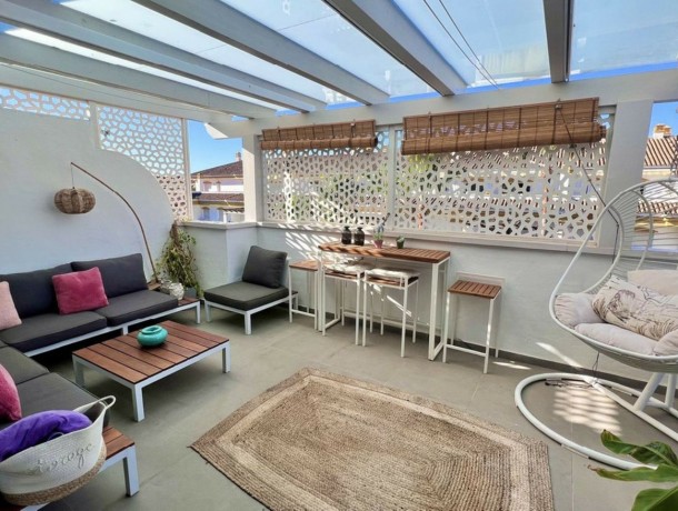 Apartment for sale in Nueva Andalucía, Marbella