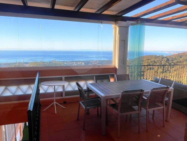 Townhouse for sale in Elviria, Marbella