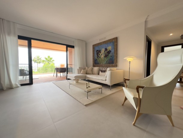 Apartment for sale in Monte Halcones, Marbella