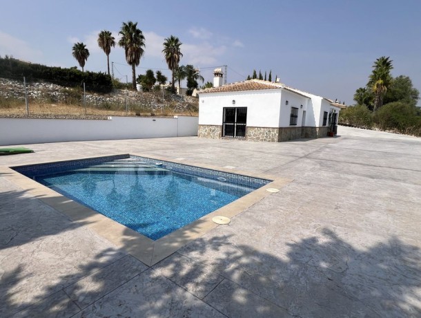 Villa for sale in Cártama, Marbella