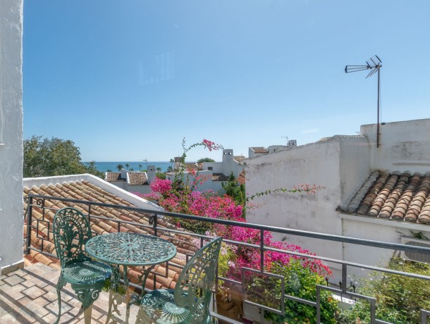 Townhouse for sale in Estepona, Marbella