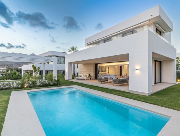 Villa for sale in Marbella, Marbella