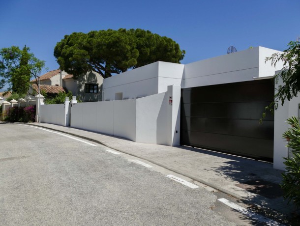 Villa for sale in Guadalmina Alta, Marbella