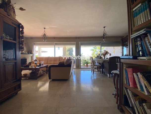 Villa for sale in Elviria, Marbella