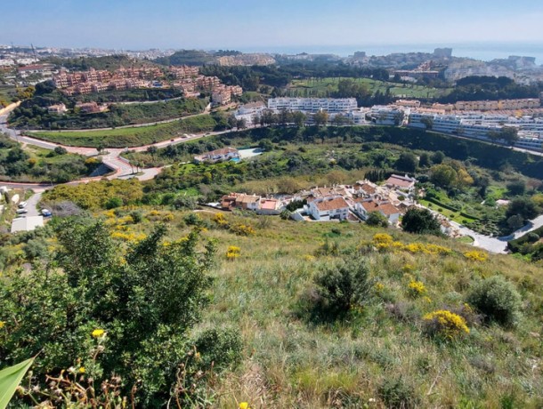 Plot for sale in Benalmadena Costa, Marbella