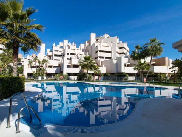 Apartment for sale in New Golden Mile, Marbella