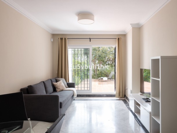 Apartment for sale in Nueva Andalucía, Marbella