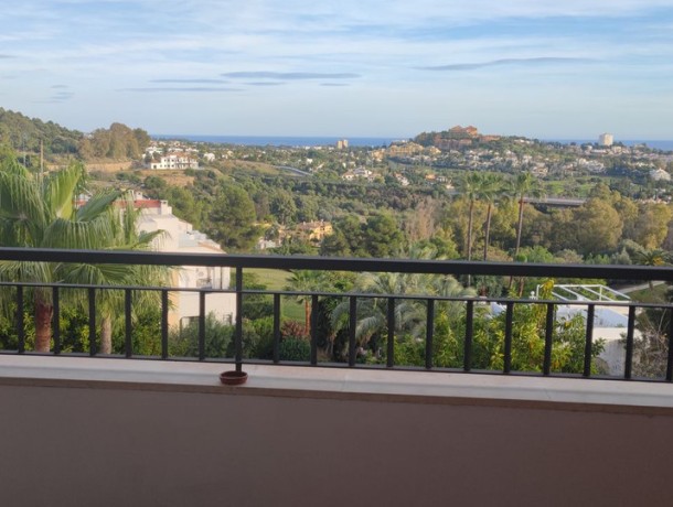 Apartment for sale in La Quinta, Marbella