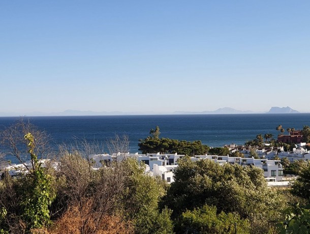 Townhouse for sale in Estepona, Marbella