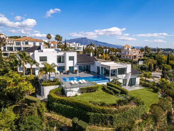 Villa for sale in Benahavís, Marbella