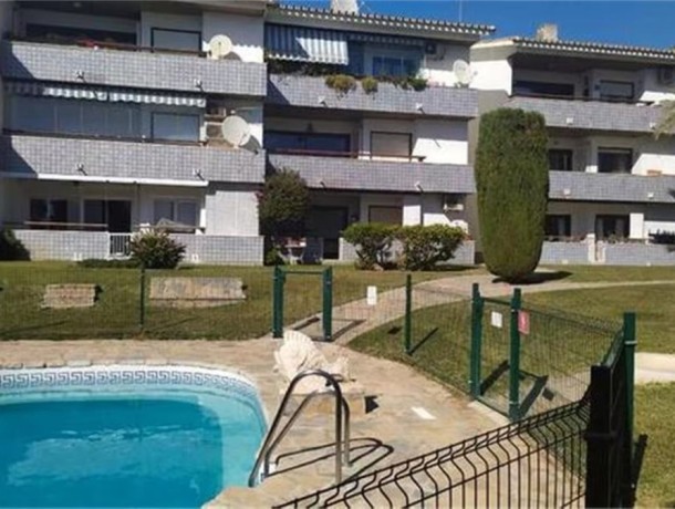Apartment for sale in Atalaya, Marbella