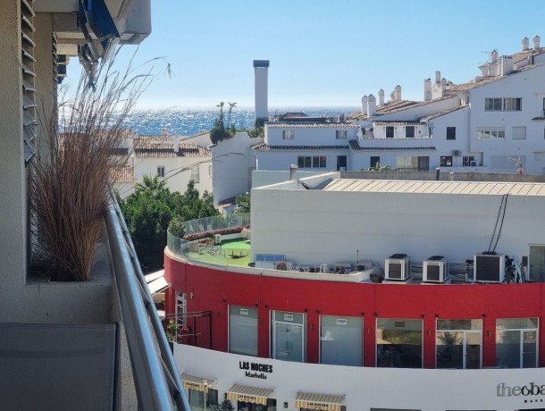 Apartment for sale in Puerto Banús, Marbella
