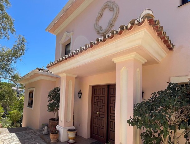 Villa for sale in Benahavís, Marbella