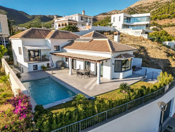 Villa for sale in Mijas, Marbella
