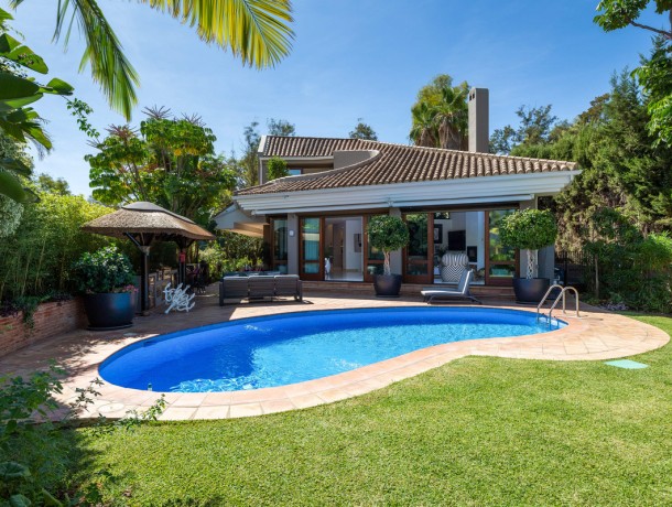 Villa for sale in Benahavís, Marbella