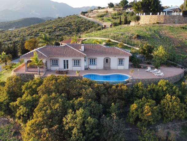 Villa for sale in Mijas, Marbella