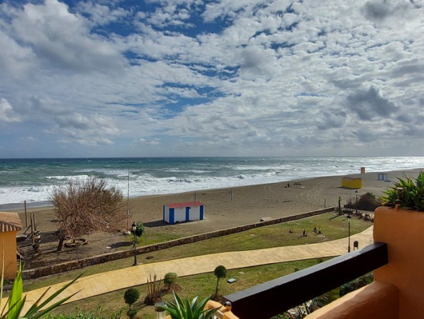 Apartment for sale in La Duquesa, Marbella