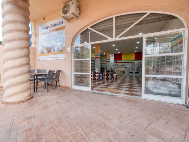 Commercial for sale in Calahonda, Marbella