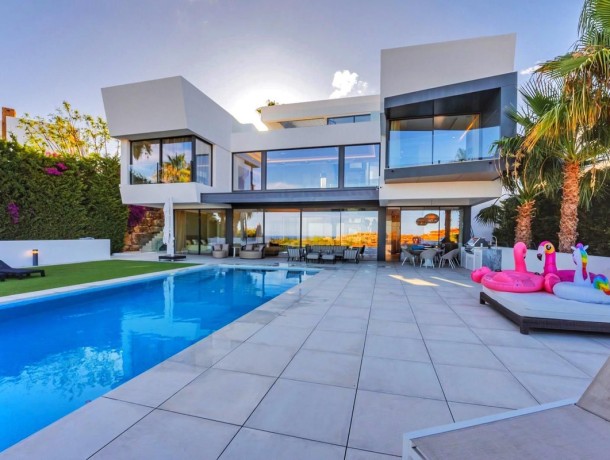 Villa for sale in Benahavís, Marbella