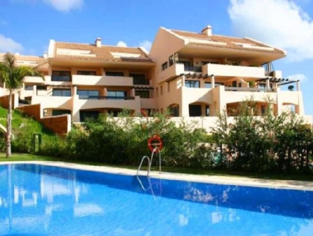 Apartment for sale in Calahonda, Marbella