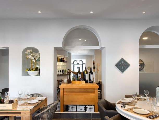 Commercial for sale in Nueva Andalucía, Marbella