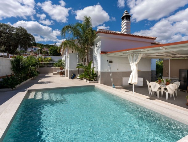 Villa for sale in Alhaurín de la Torre, Marbella