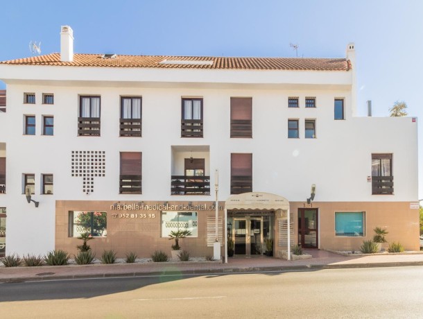 Commercial for sale in Nueva Andalucía, Marbella