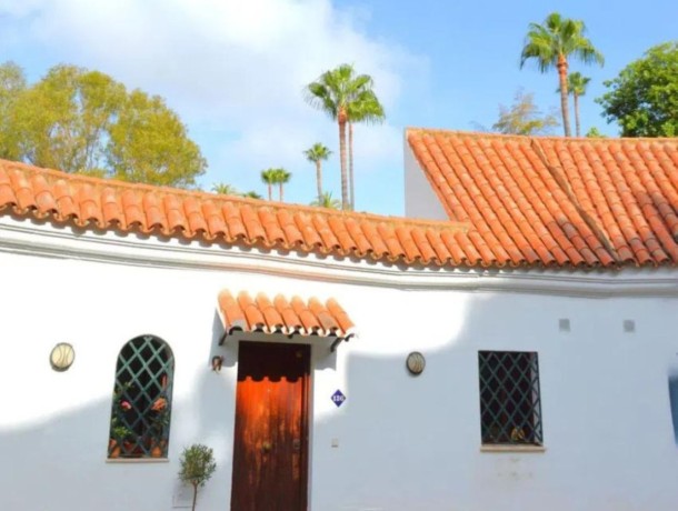 Townhouse for sale in The Golden Mile, Marbella
