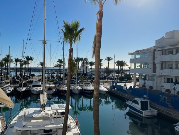Apartment for sale in Benalmadena Costa, Marbella