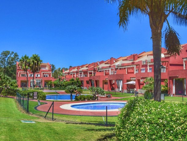 Townhouse for sale in Sotogrande, Marbella