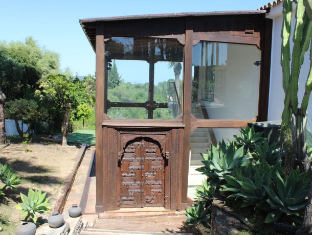 Villa for sale in Sotogrande Costa, Marbella