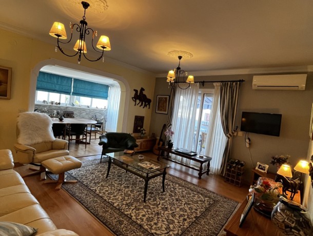 Apartment for sale in San Pedro de Alcántara, Marbella
