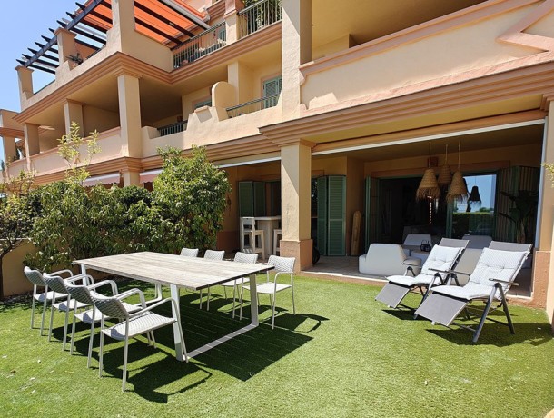 Apartment for sale in Los Flamingos, Marbella