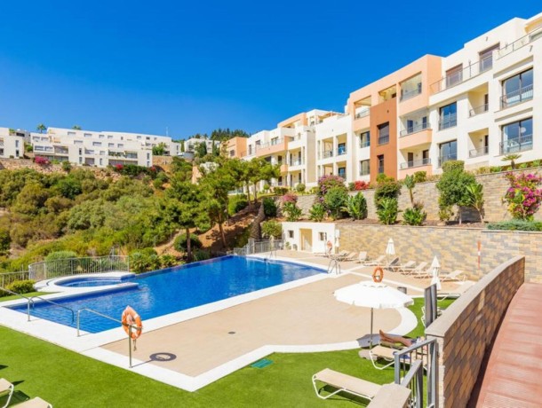 Apartment for sale in Altos de los Monteros, Marbella