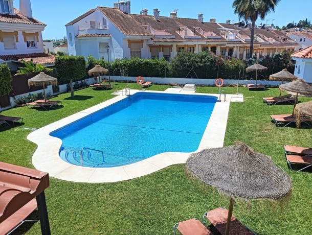 Villa for sale in Sierrezuela, Marbella