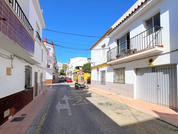Townhouse for sale in Estepona, Marbella