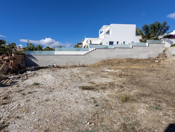 Plot for sale in Las Chapas, Marbella