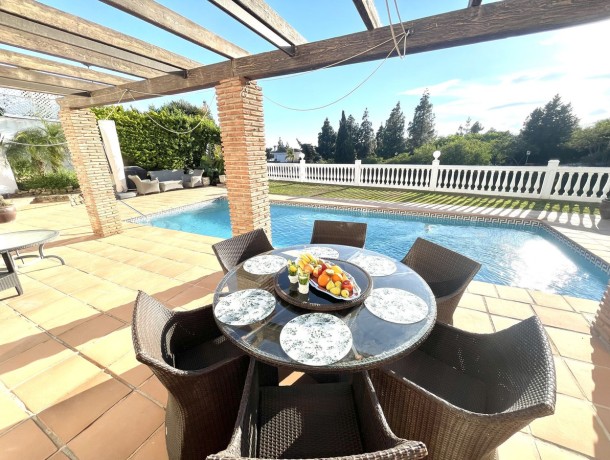 Villa for sale in Mijas Costa, Marbella