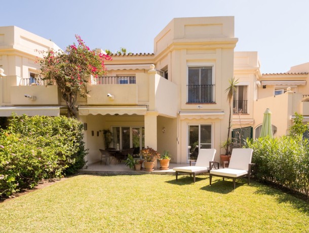Townhouse for sale in La Quinta, Marbella