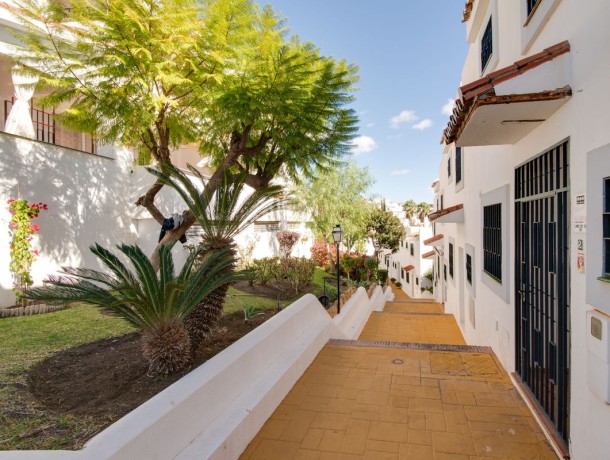 Apartment for sale in Nueva Andalucía, Marbella