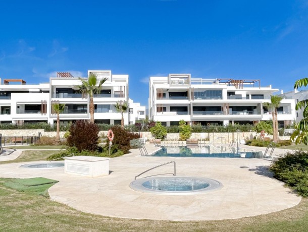 Apartment for sale in Estepona, Marbella