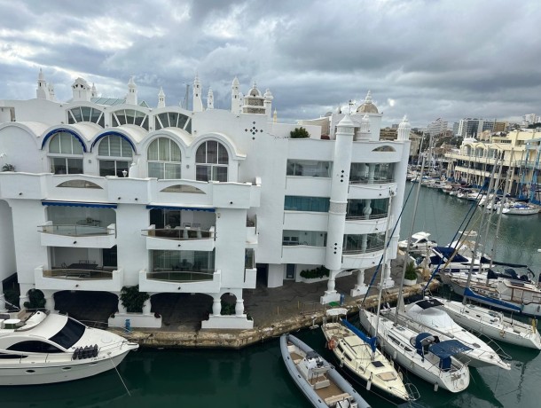 Apartment for sale in Benalmadena Costa, Marbella