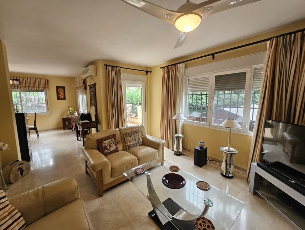 Apartment for sale in Riviera del Sol, Marbella