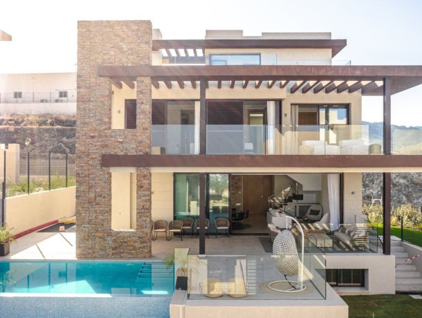 Villa for sale in Benahavís, Marbella