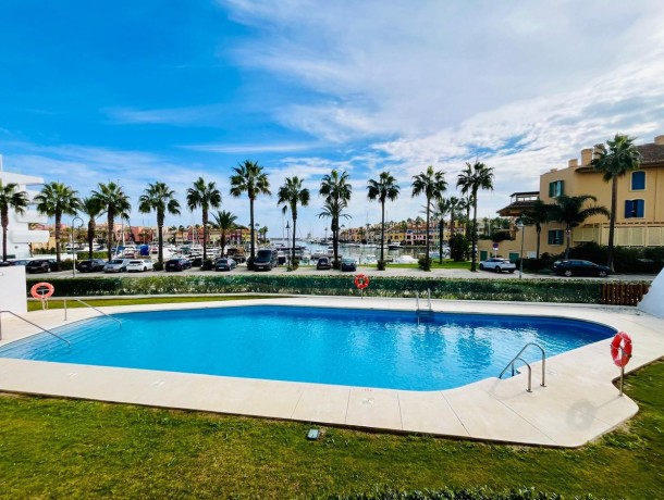 Apartment for sale in Sotogrande Marina, Marbella