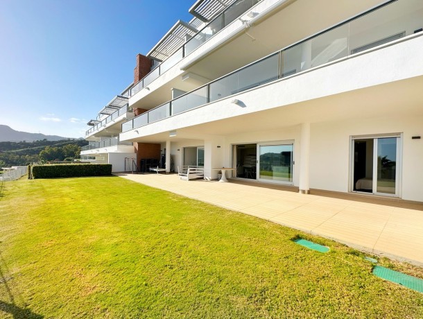 Apartment for sale in Los Arqueros, Marbella